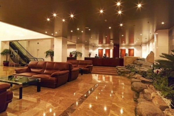 渝中街头那家按摩店,让你的疲劳一扫而空 渝中街头那家按摩店,让你的疲劳一扫而空